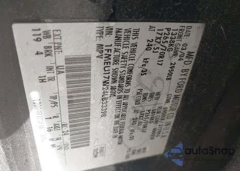 2004 Ford Expedition Eddie Bauer z USA, uszkodzony, nr VIN 1FMEU17W24LB33398